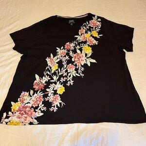 Floral Black Top Croft & Barrow 2X